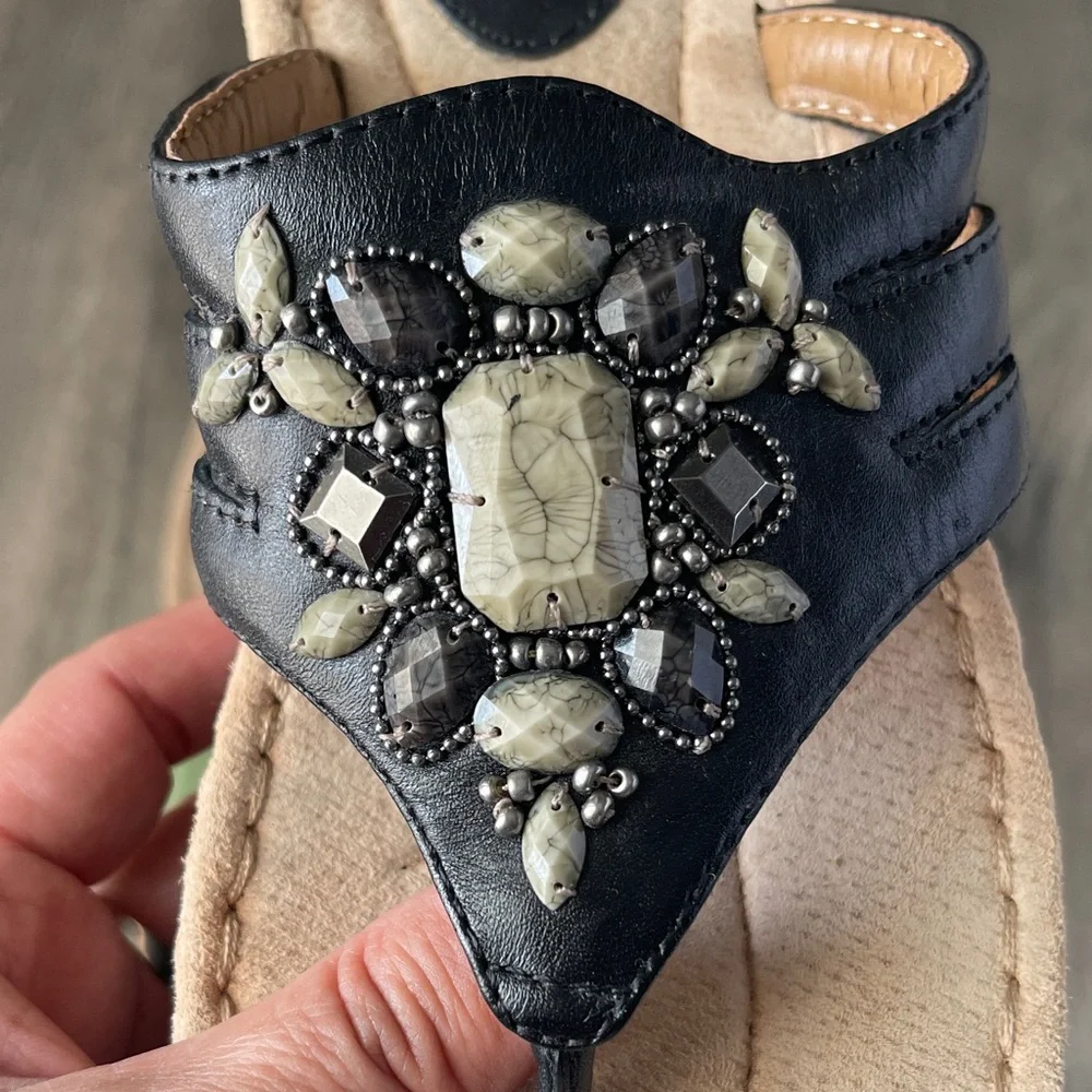 Clarks Artisan Black and Cream Sandals with Embellishments - Picture 3 of 10